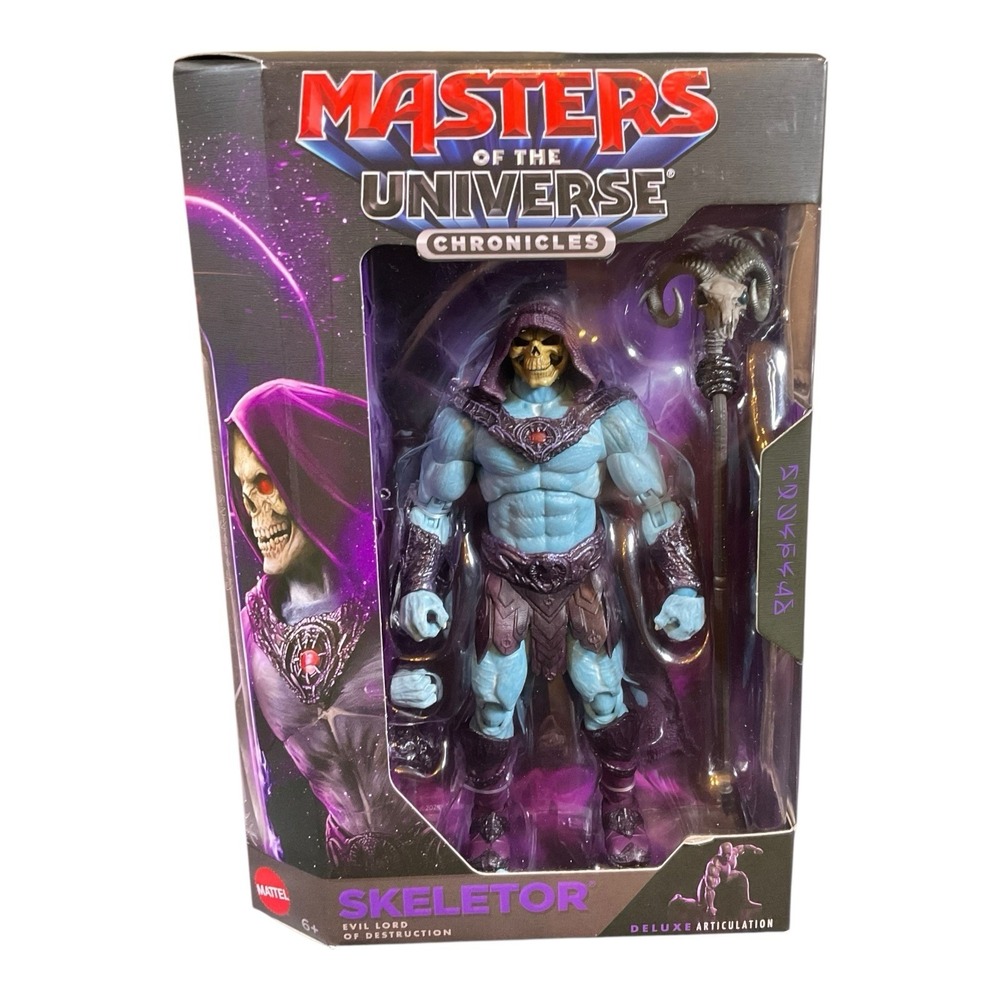 Masters of The Universe Chronicles Deluxe Edition Skeletor Figure In Hand 2026